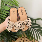 Beige and Black Dots Bow Soft Slipper (2)