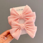 bow pin