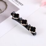 4 petal black