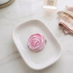 rose pin