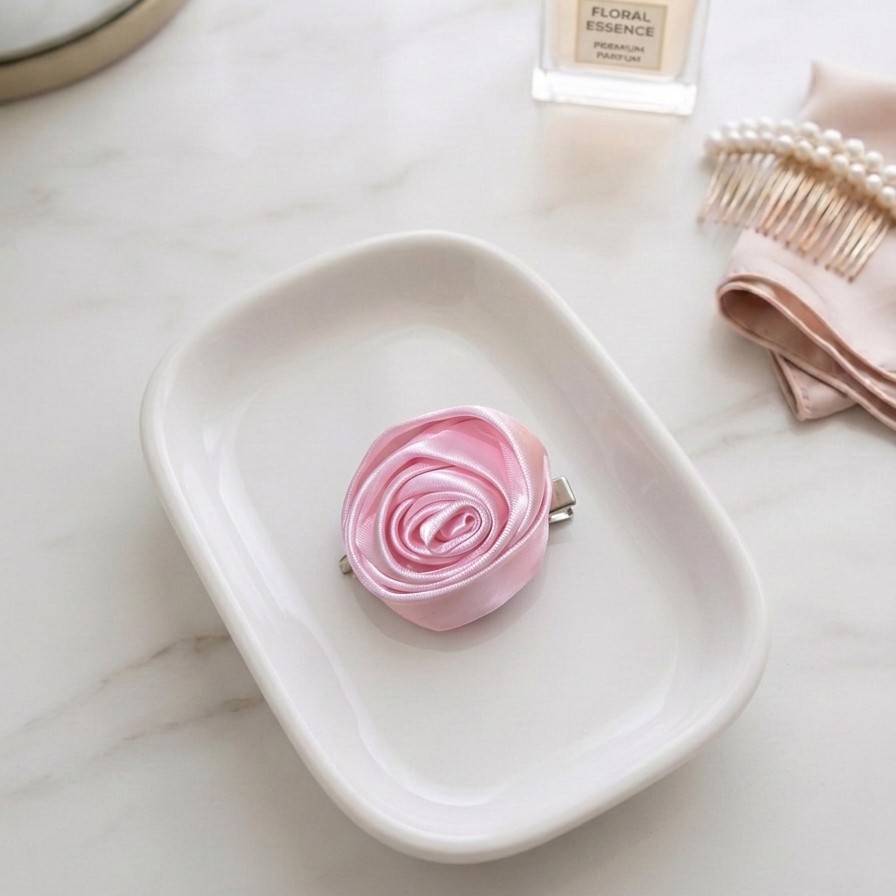 rose pin